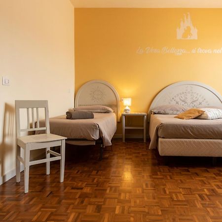 La Favola Hotel Soriso Екстериор снимка