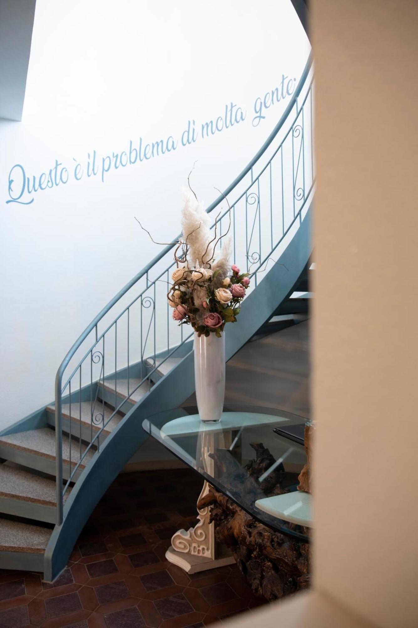 La Favola Hotel Soriso Екстериор снимка