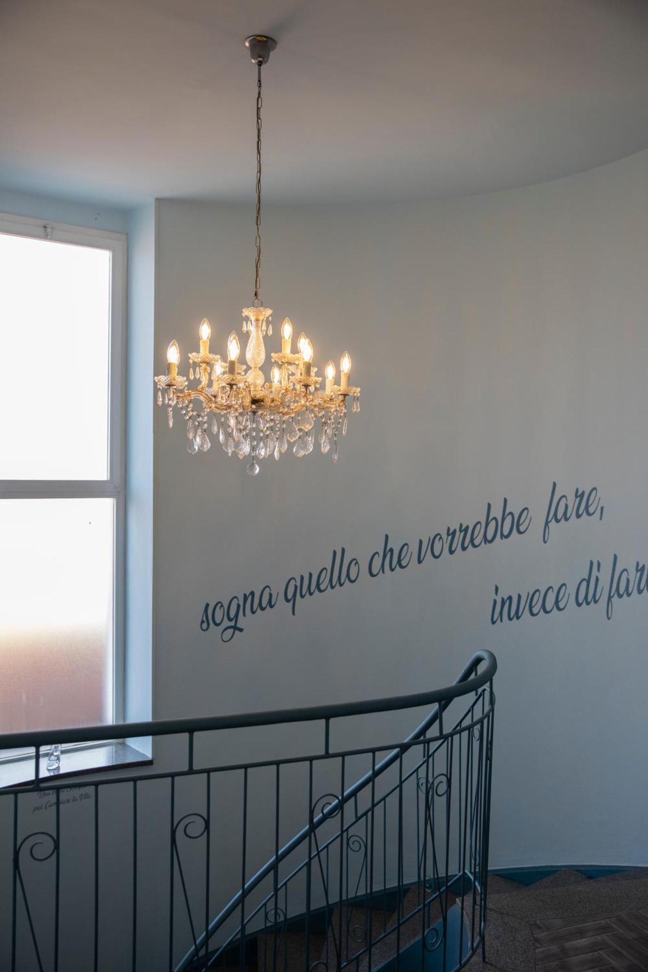 La Favola Hotel Soriso Екстериор снимка
